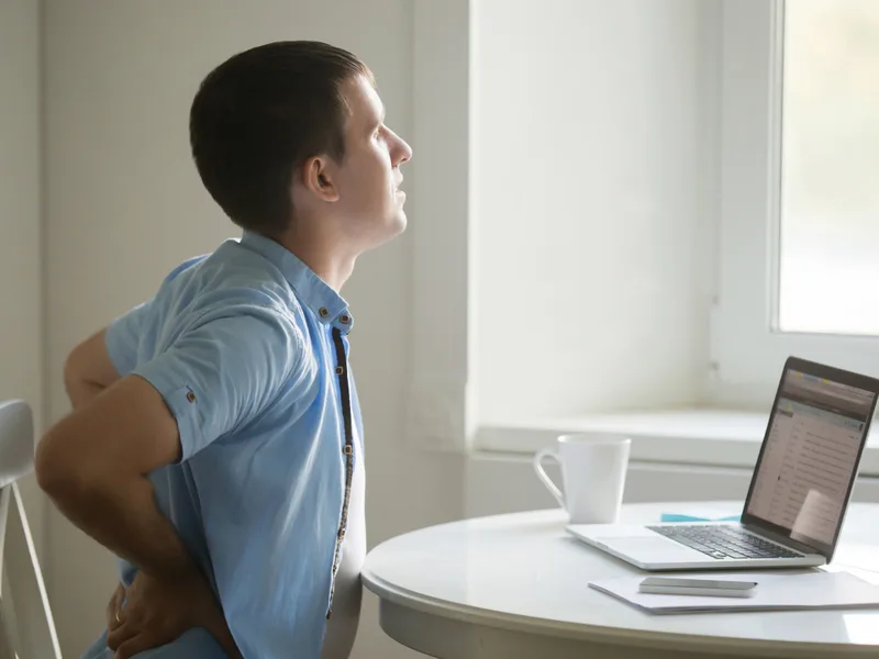 Douglas DeSalvo Chiropractic, Inc. treating back pain in NOVATO