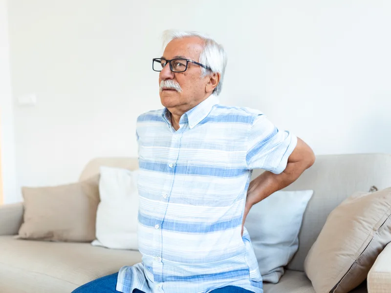 Douglas DeSalvo Chiropractic, Inc. treating disc injury in NOVATO