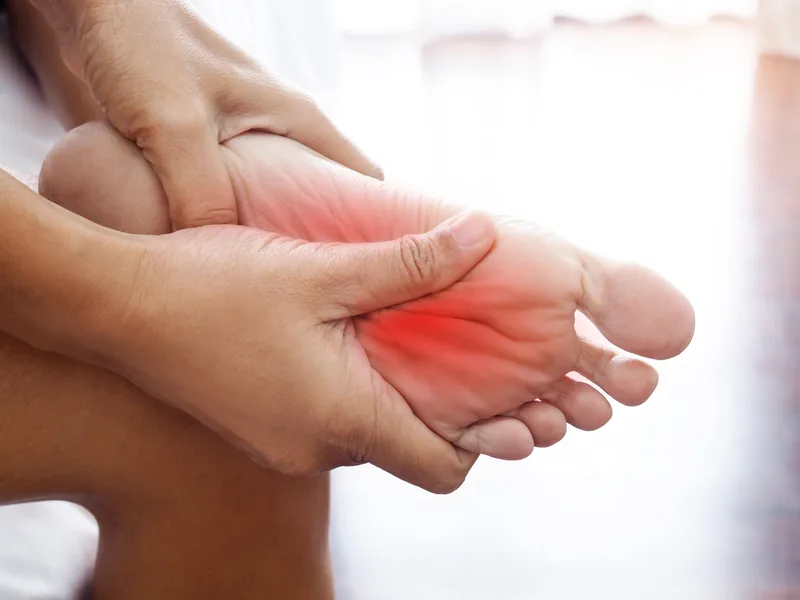 How Douglas DeSalvo Chiropractic, Inc. treats plantar fasciitis in NOVATO