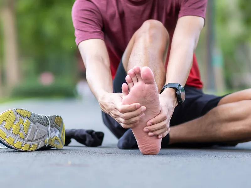 Douglas DeSalvo Chiropractic, Inc. treating plantar fasciitis in NOVATO