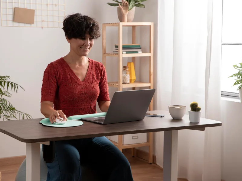 How Douglas DeSalvo Chiropractic, Inc. treats poor posture in NOVATO