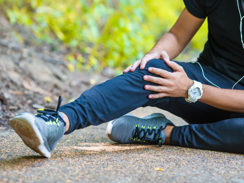 How Douglas DeSalvo Chiropractic, Inc. treats sprains & strains in NOVATO
